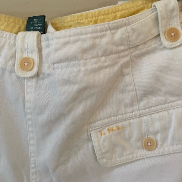 LAUREN RALPH LAUREN CLASSIC WHITE AND BUTTER YELLOW HIGH WAISTED 90S SHORTS - Picture 7 of 7